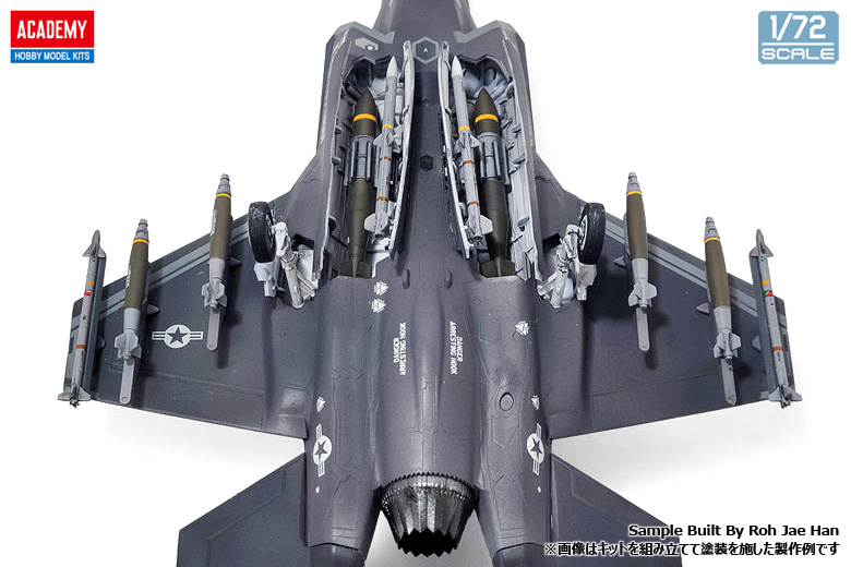 【予約する】　1/72 F-35A ライトニングII "1000th"