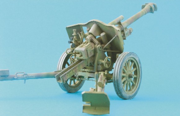 1/35　LeFH18/40 10.5cm榴弾砲