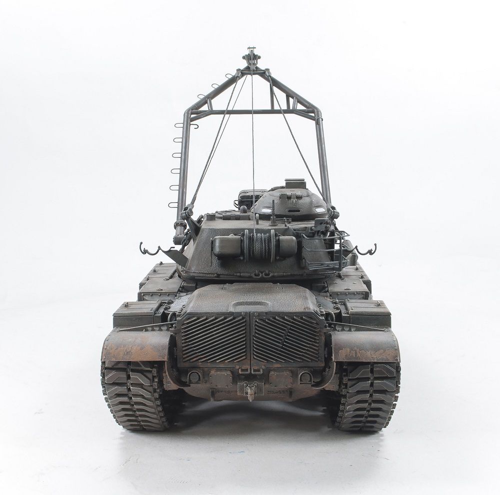 1/35　M728 戦闘工兵車