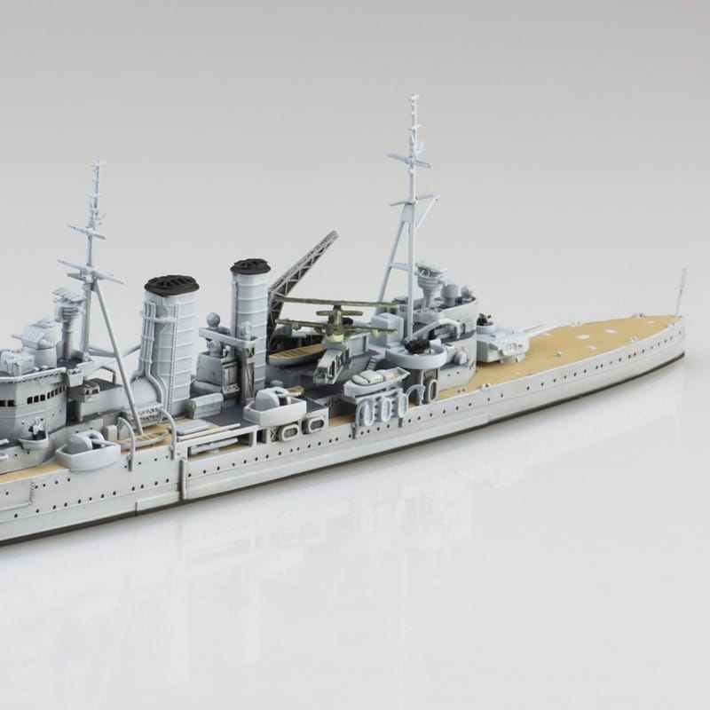 1/700　英国海軍 重巡洋艦 エクセタ－