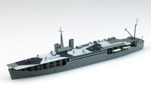 1/700　日本陸軍 丙型特殊船 あきつ丸 前期型