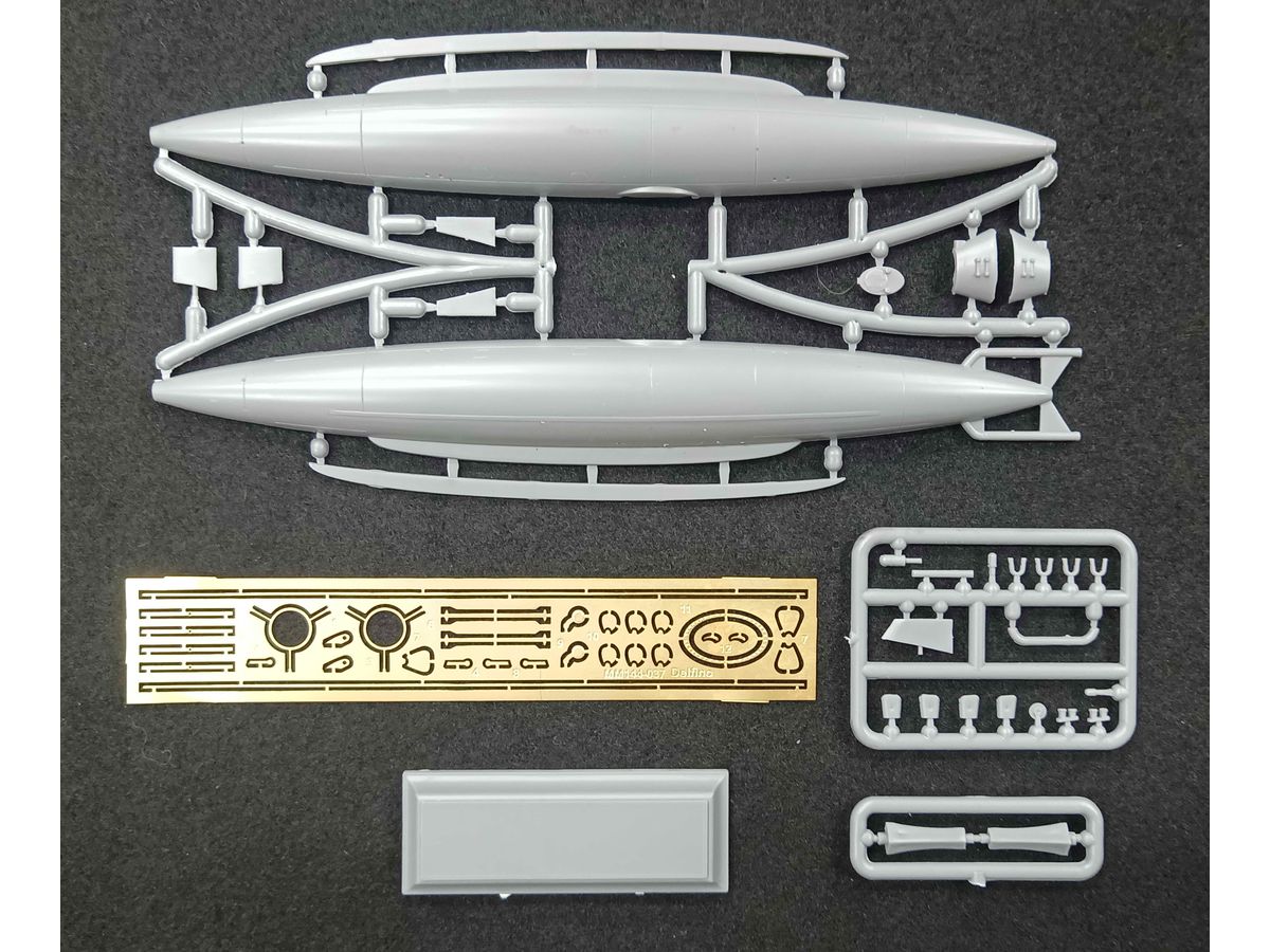 【予約する】　1/144 イタリア海軍 デルフィーノ潜水艦 (1890年)