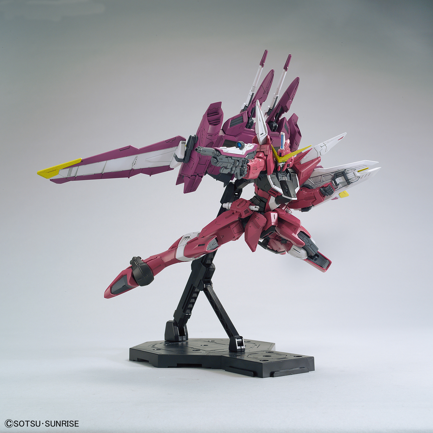 1/100　ＭＧ ジャスティスガンダム