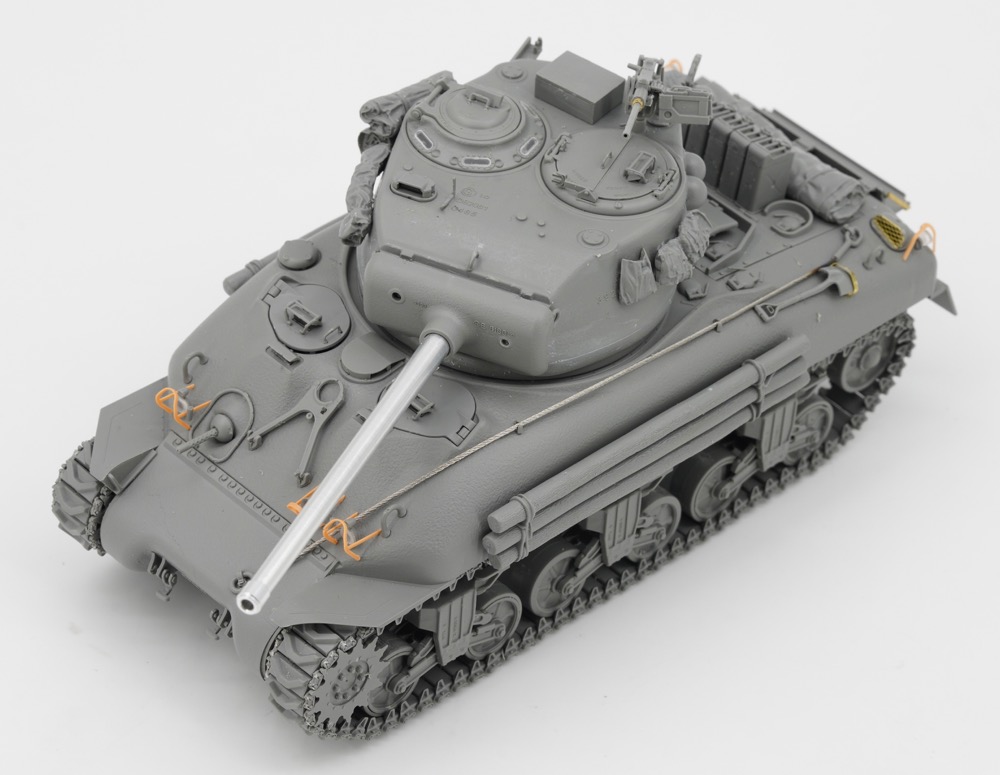 【予約する】　1/35　M4A1シャーマン 76mm砲搭載型