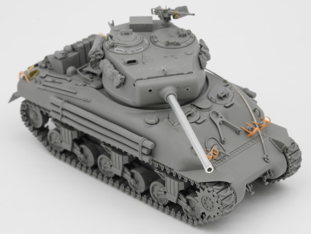 【予約する】　1/35　M4A1シャーマン 76mm砲搭載型