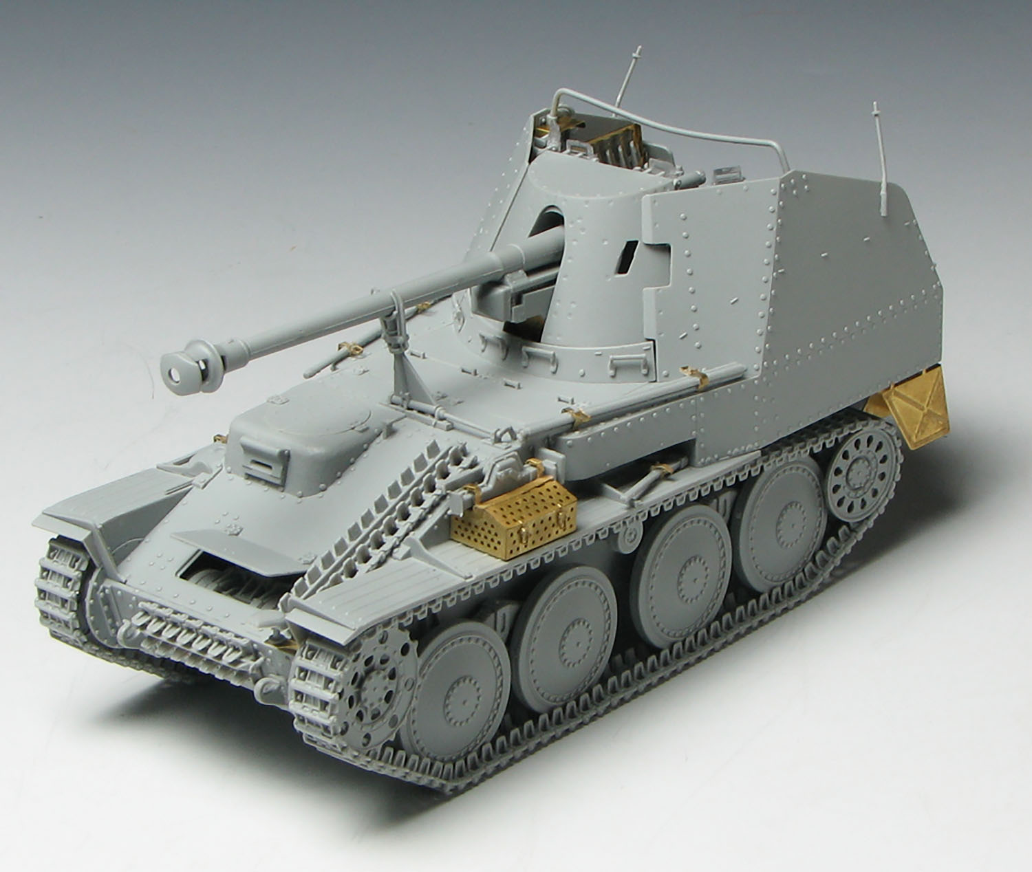 【予約する】　1/35 WW.II ドイツ軍 対戦車自走砲 マーダーIII M型 初期生産型