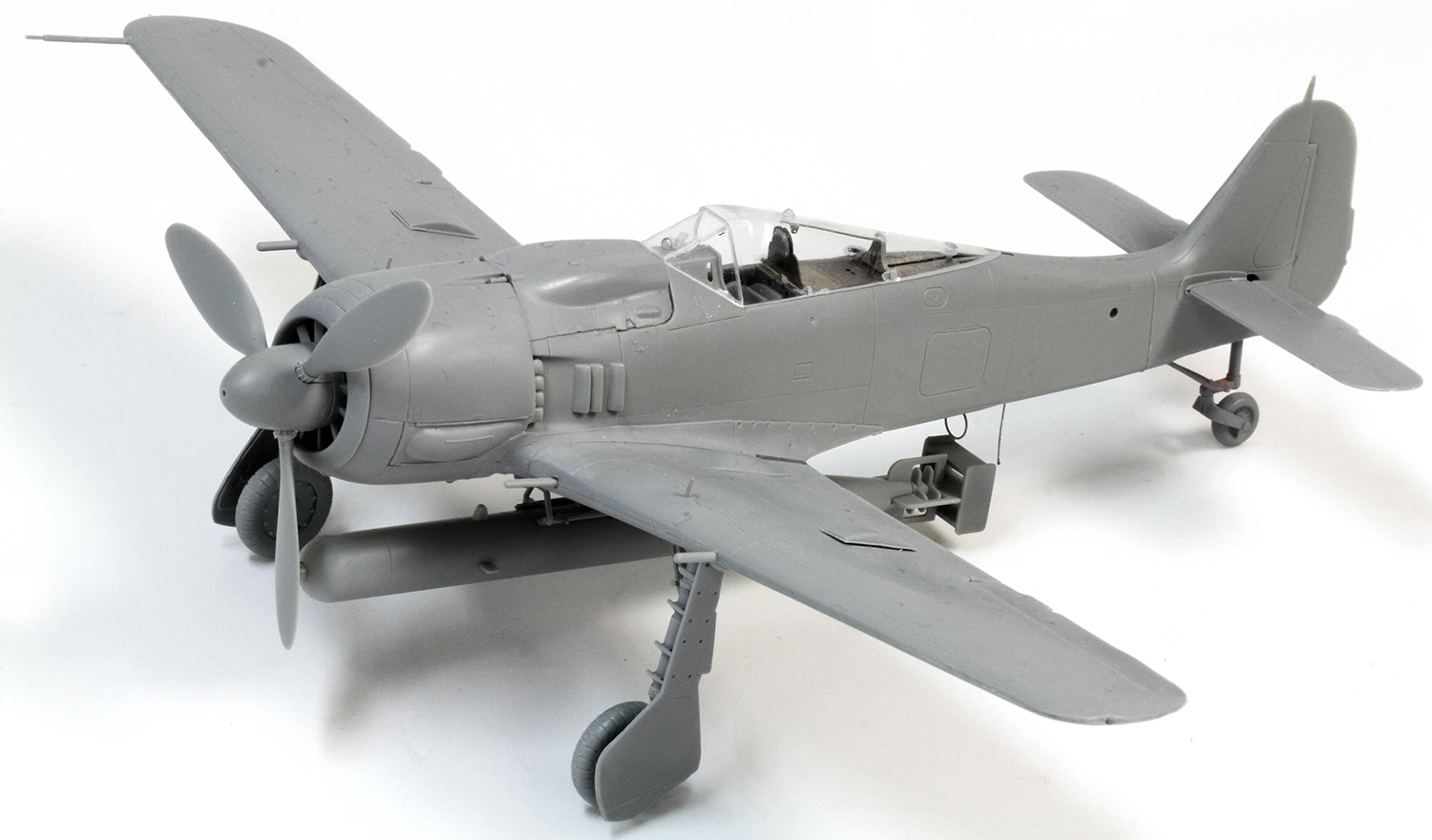 1/48 WW.II ドイツ空軍 フォッケウルフ Fw190A-5/U14 雷撃機