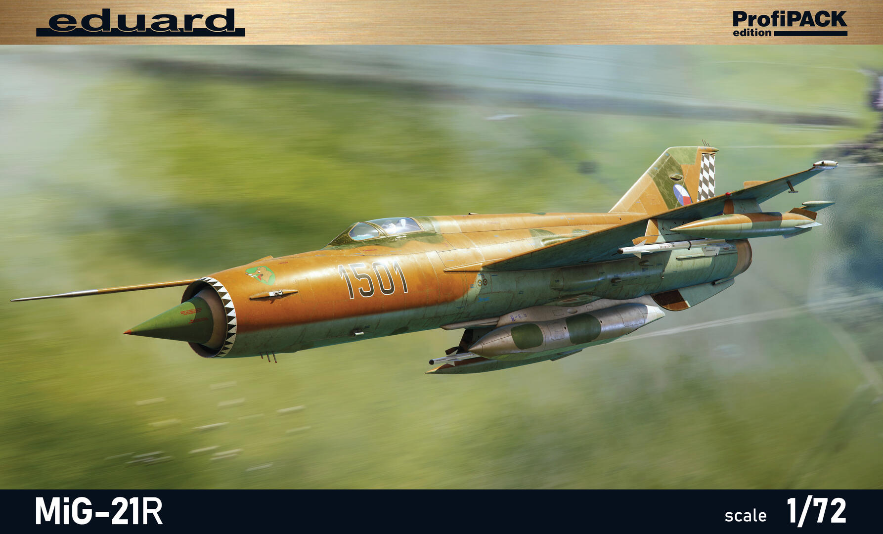 【予約する】　1/72 MiG-21R プロフィパック