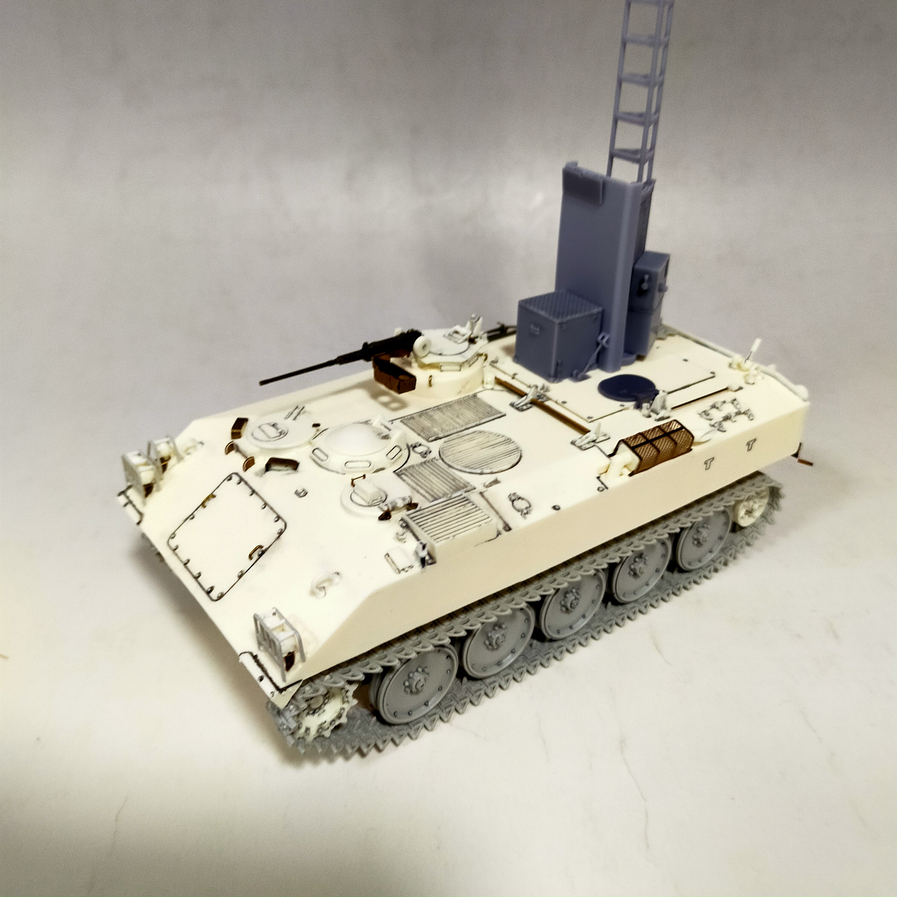 1/35　75式自走地上風測定装置