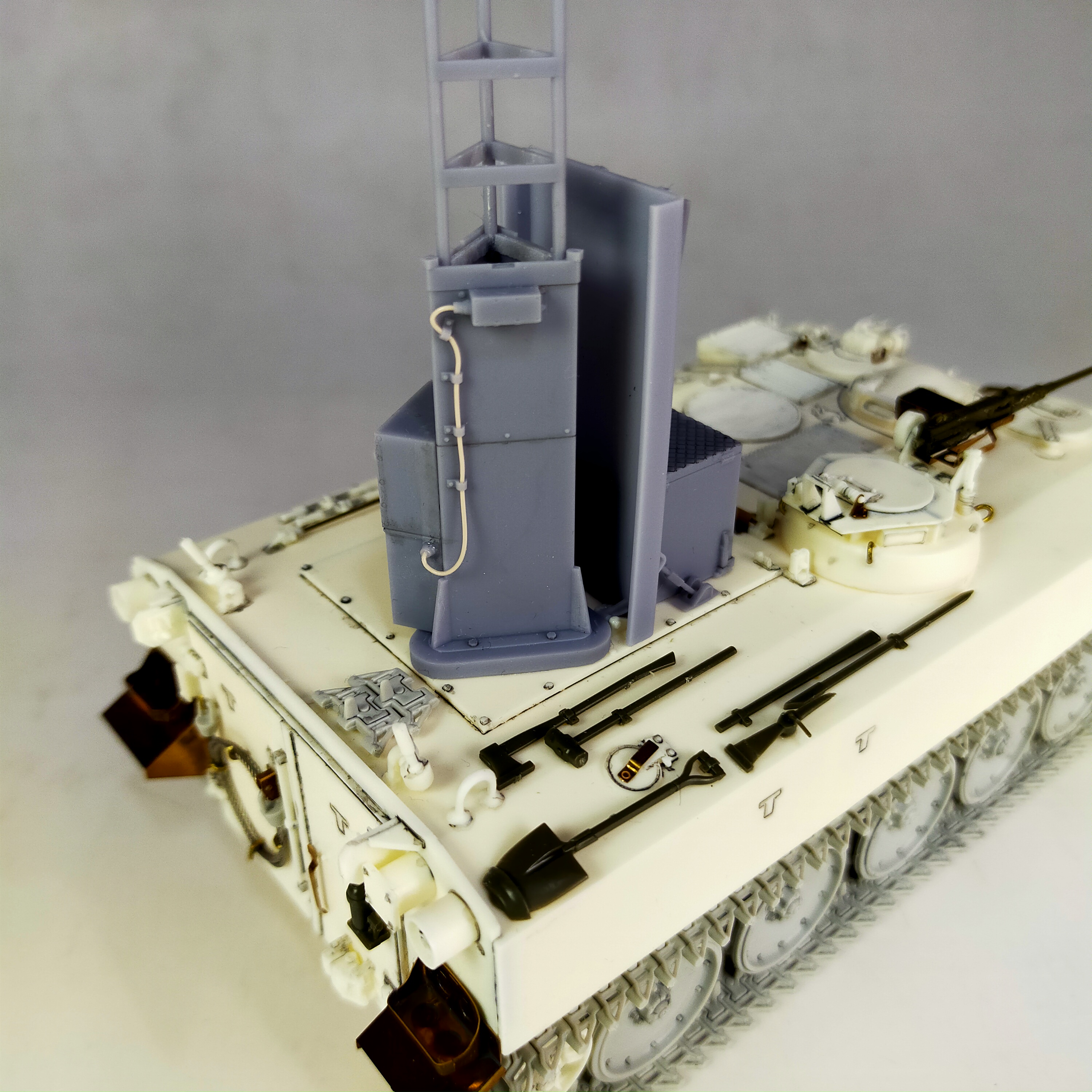 1/35　75式自走地上風測定装置