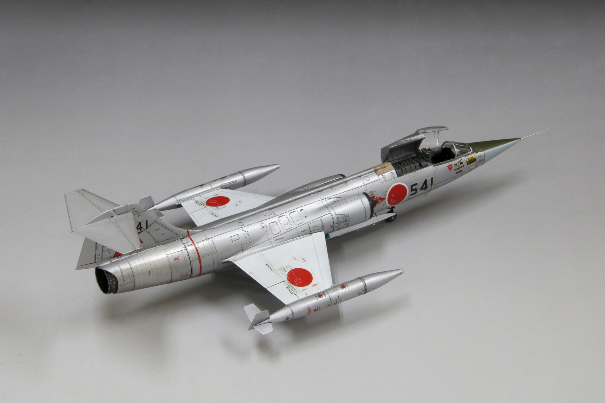 1/72　航空自衛隊 F-104J 戦闘機 “栄光”