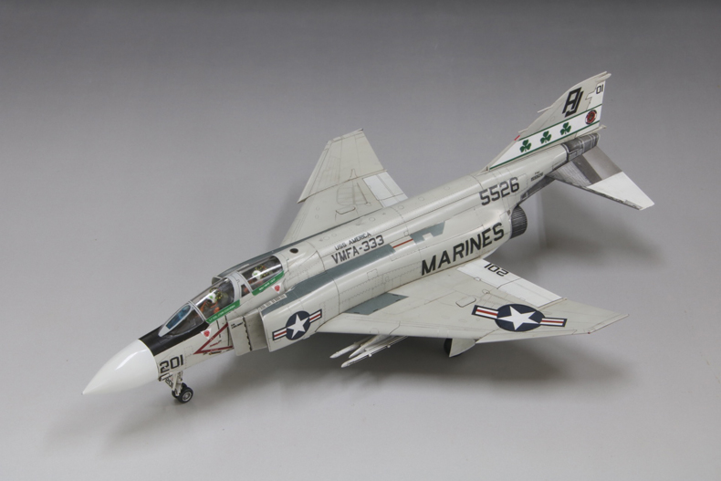1/72　アメリカ海兵隊F-4J 戦闘機“マリーンズ”【特装仕様】 - ウインドウを閉じる