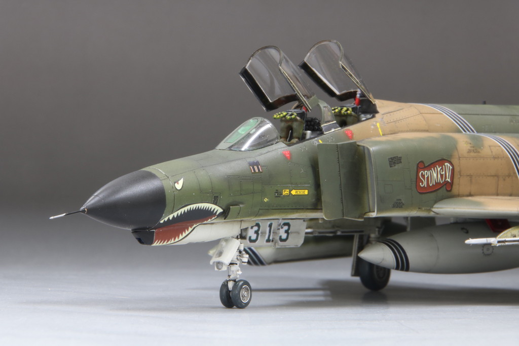 1/72　アメリカ空軍 F-4E 戦闘機 “ベトナム・ウォー” - ウインドウを閉じる