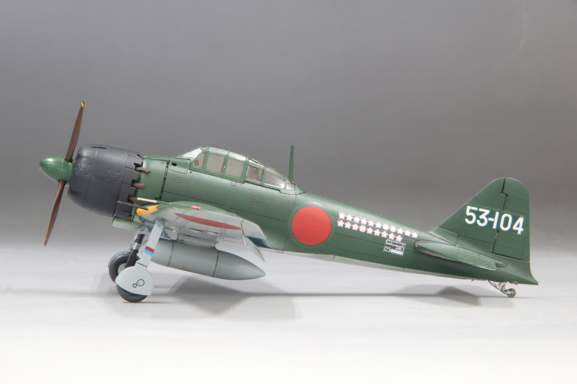 1/72 帝国海軍 零式艦上戦闘機 五二型 （三菱製・中期型）