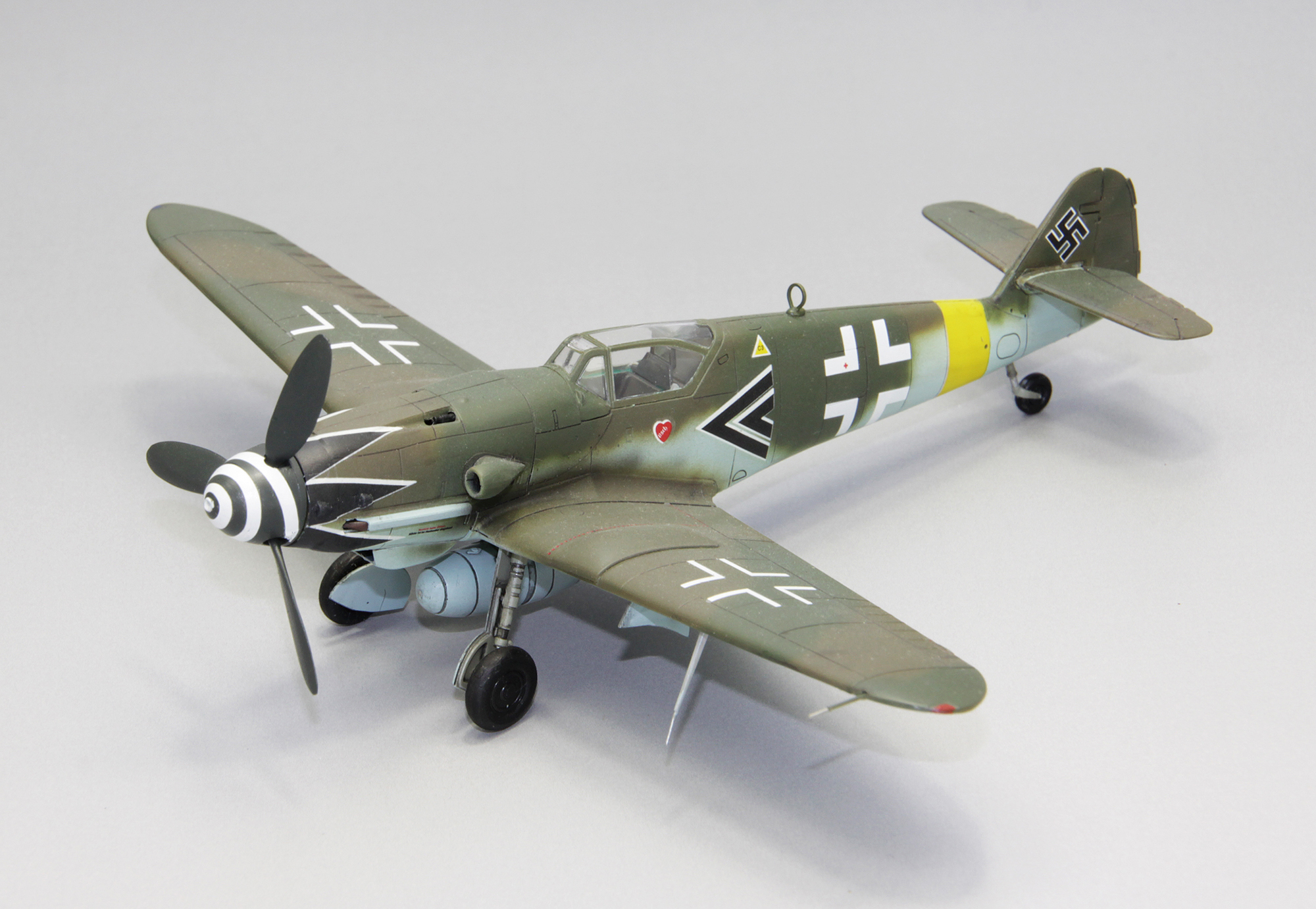 【予約する】　1/72　メッサーシュミット Bf 109 K-4 ｢ハルトマン・ファイナルコンバット｣