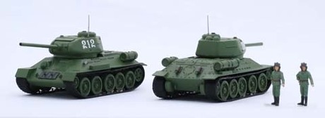 1/76　ソビエト中戦車 T-34/85 （2両セット）