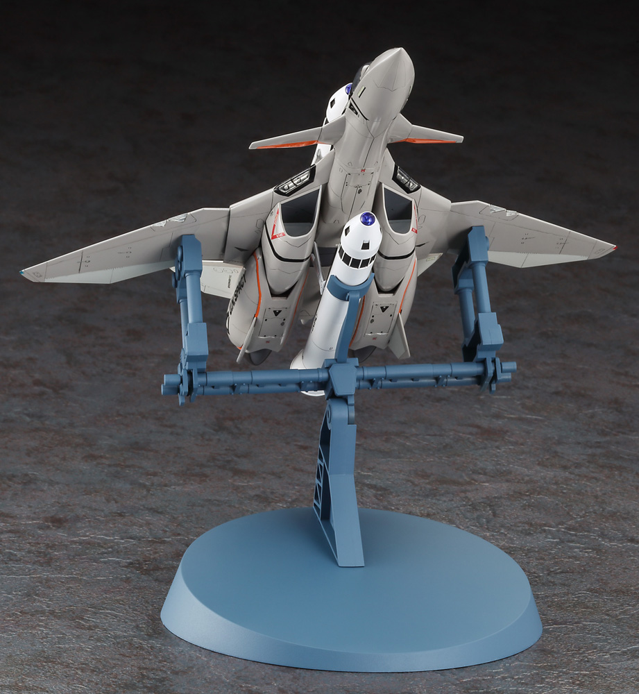 1/72　VF-11B サンダーボルト w/ロケットブースター “マクロスプラス”