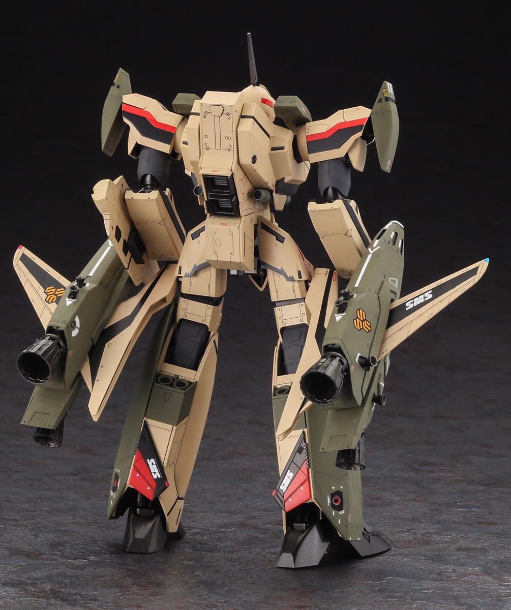 1/72　VF-19EF/A バトロイド イサム・スペシャル “マクロスF”