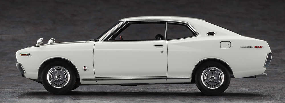 1/24　ニッサン ローレル HT 2000SGX （KHC130） 後期型 （1973）