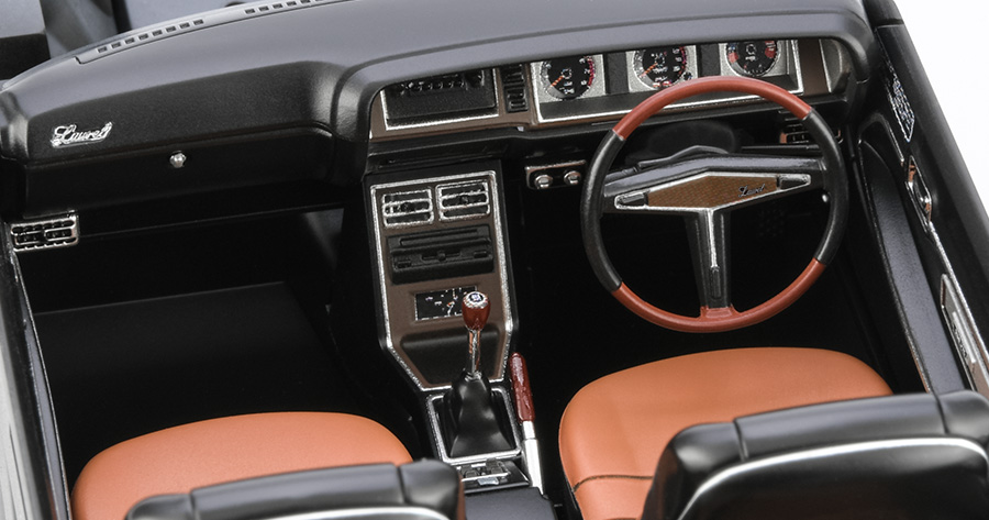 1/24　ニッサン ローレル HT 2000SGX （KHC130） 後期型 （1973）