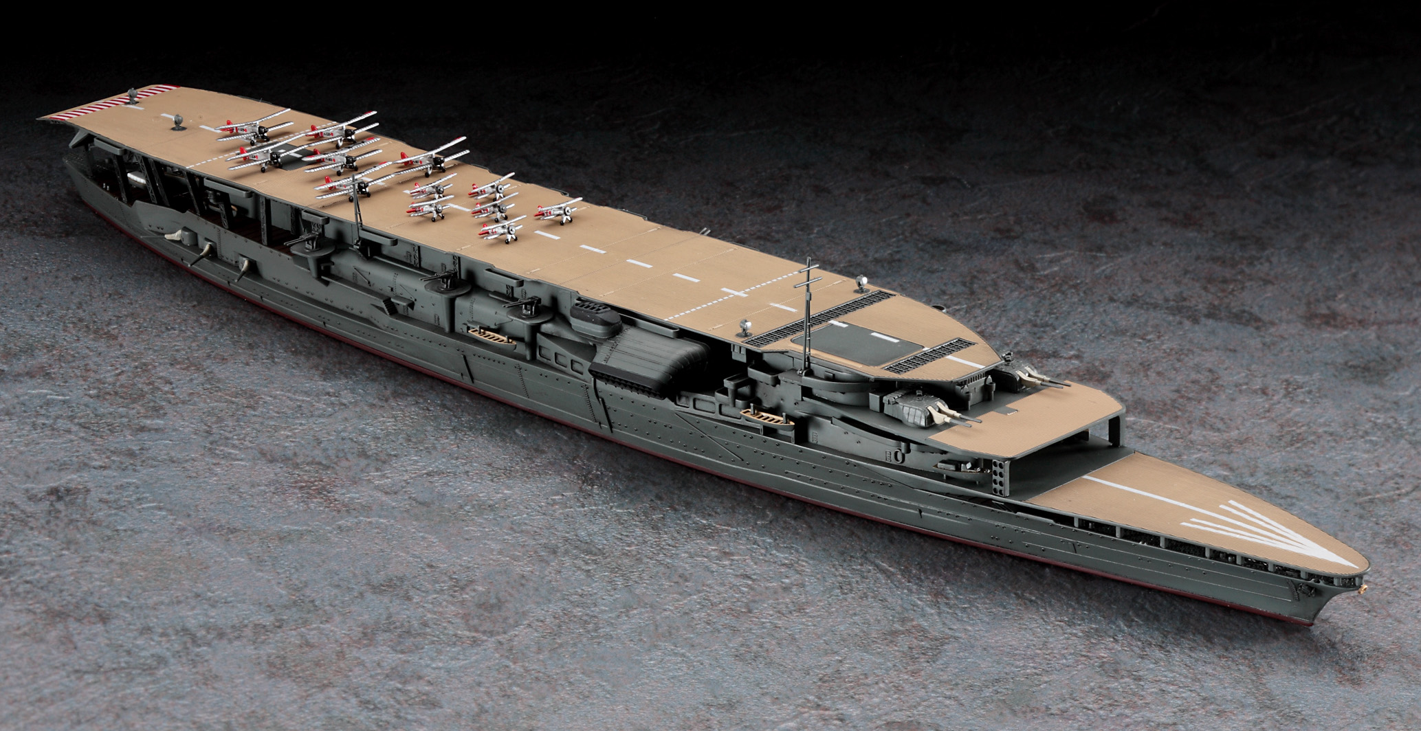 【予約する】　1/700　日本海軍 航空母艦 赤城 “三段甲板” w/艦載機セット（複葉機）