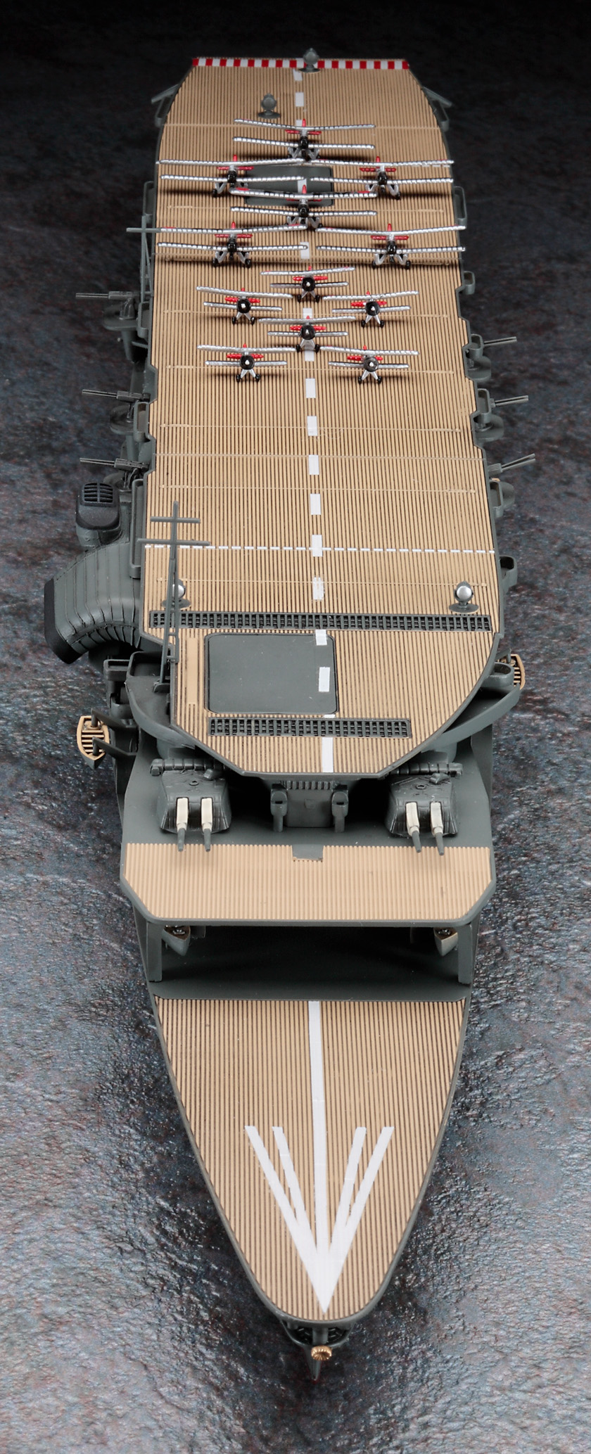 【予約する】　1/700　日本海軍 航空母艦 赤城 “三段甲板” w/艦載機セット（複葉機）