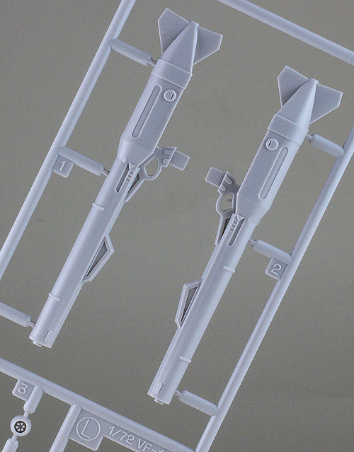 1/72　VE-11 サンダーシーカー “SVAW-121 ナイトストーカーズ”
