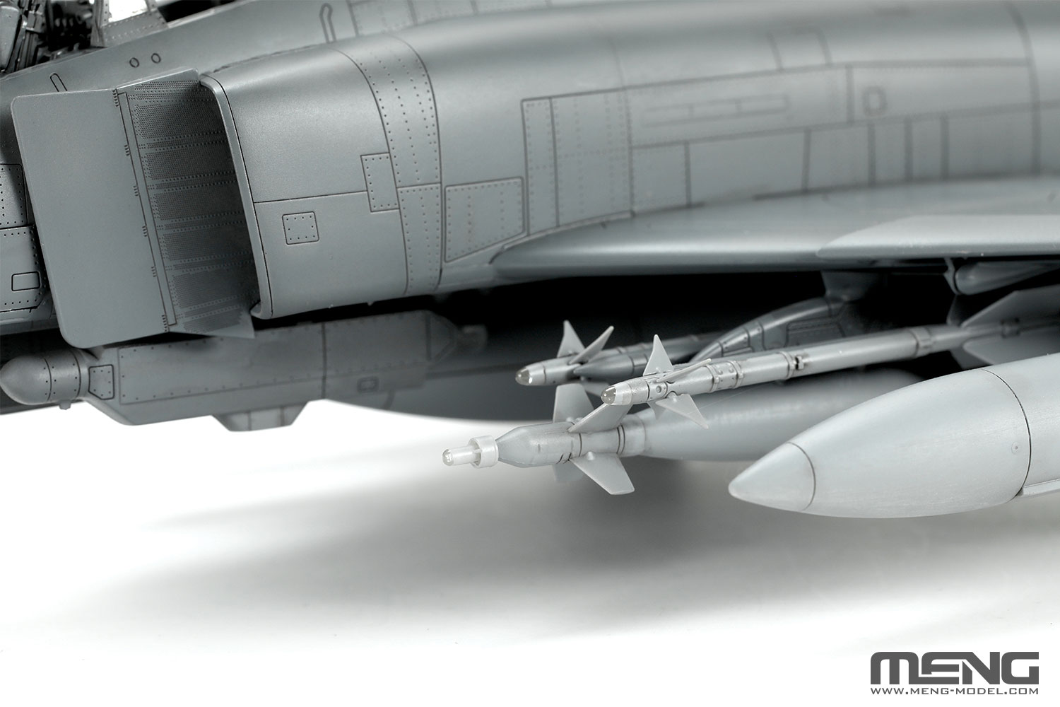 1/48　F-4E ファントムII 戦闘機 - ウインドウを閉じる