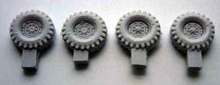 1/35　Wheel set for M998 HUMMER old tyre pattern