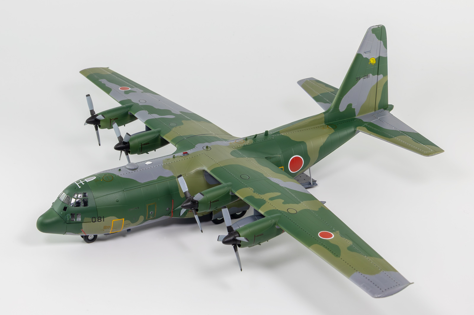 航空自衛隊　C-130H プラモデル 1/144 航空自衛隊 C-130H 輸送機 [L1011SP] - 5,544円 : ホビー