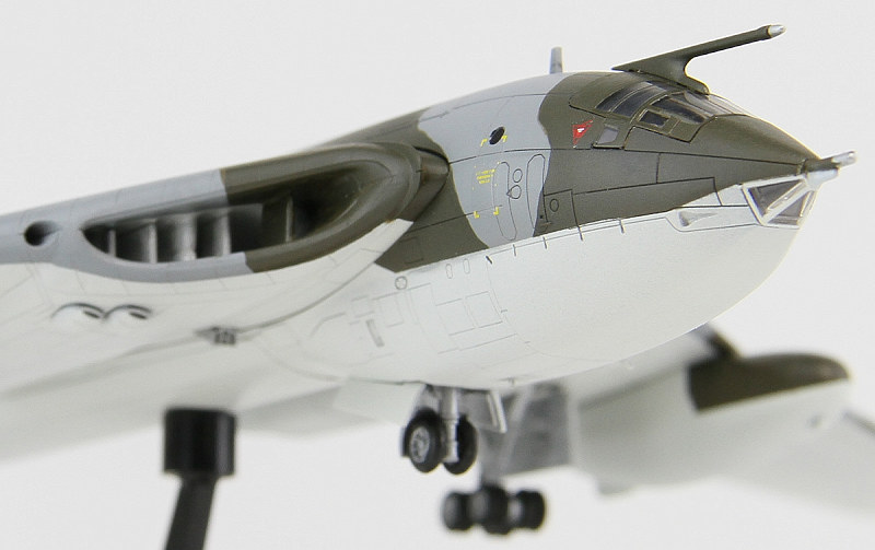 1/144 英国空軍爆撃機 ビクター B-2