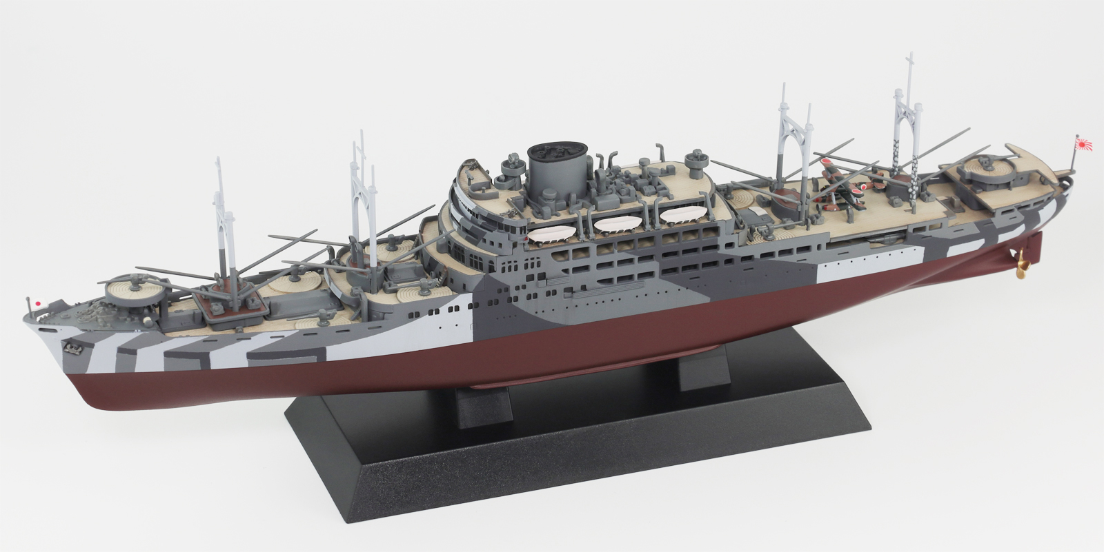 【予約する】　1/700 日本海軍 特設巡洋艦 報国丸 1941/1942