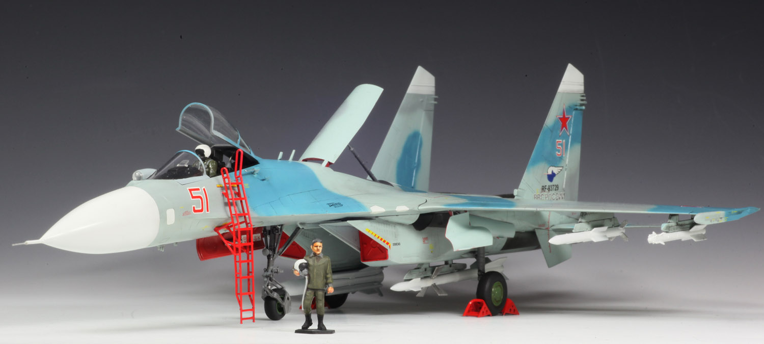 1/72 Su-27SM フランカーB - ウインドウを閉じる