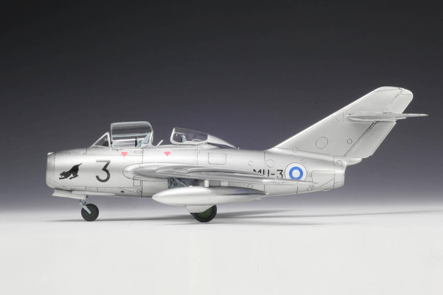 1/72 MiG-15 UTI (ミグ15複座型) フィンランド空軍