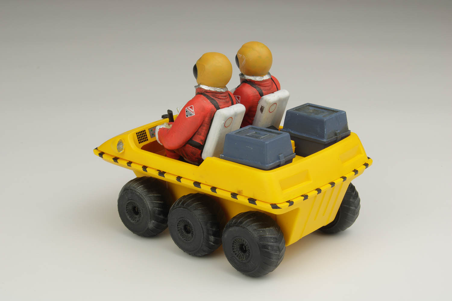 1/24 スペース1999 ムーンバギー [MPC984] - 5,720円 : ホビーショップ サニー, 下北沢にあるプラモデルとTOYのお店です。