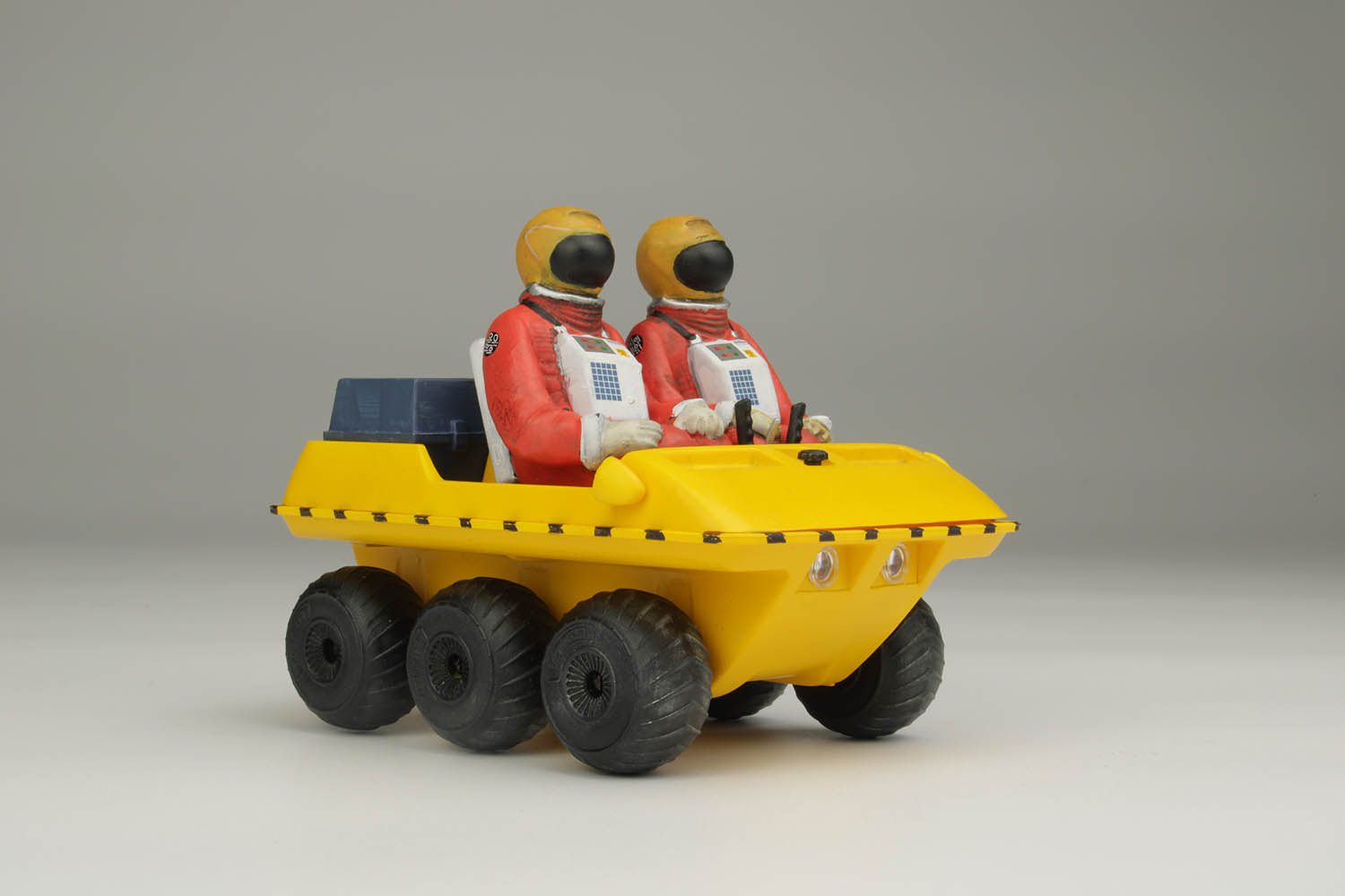 1/24 スペース1999 ムーンバギー [MPC984] - 5,720円 : ホビーショップ サニー, 下北沢にあるプラモデルとTOYのお店です。