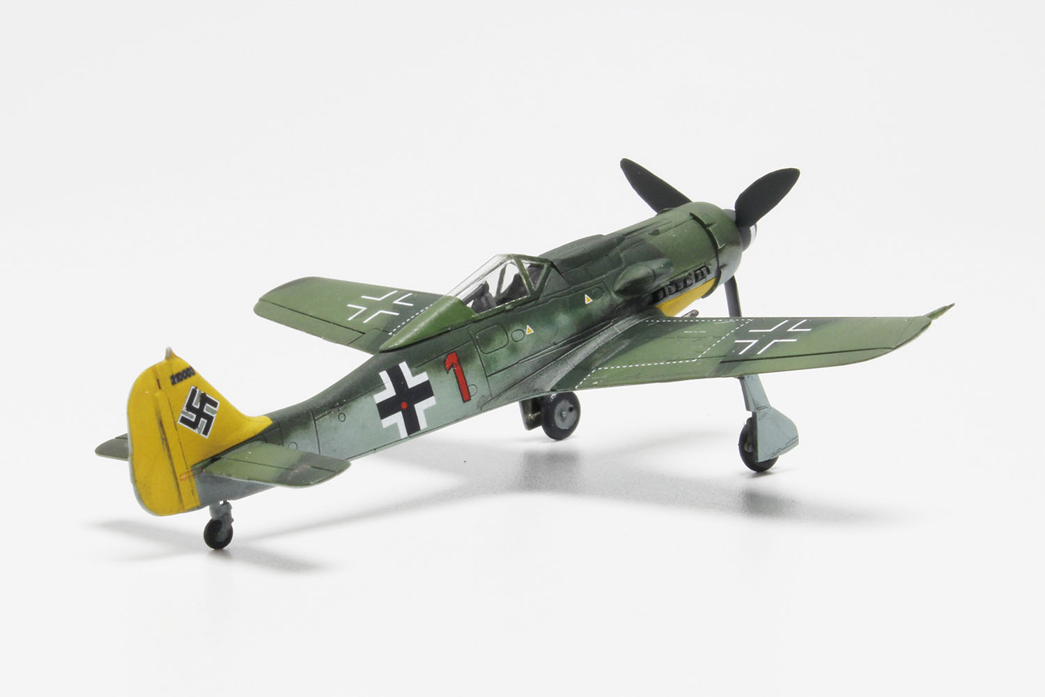 1/144 フォッケウルフ Fw190 D-9 ‘イエローテイル’ (2機セット）