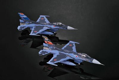 【予約する】　1/144 航空自衛隊 F-2A 空自創設70周年&築城基地開設70周年記念塗装機 2機セット