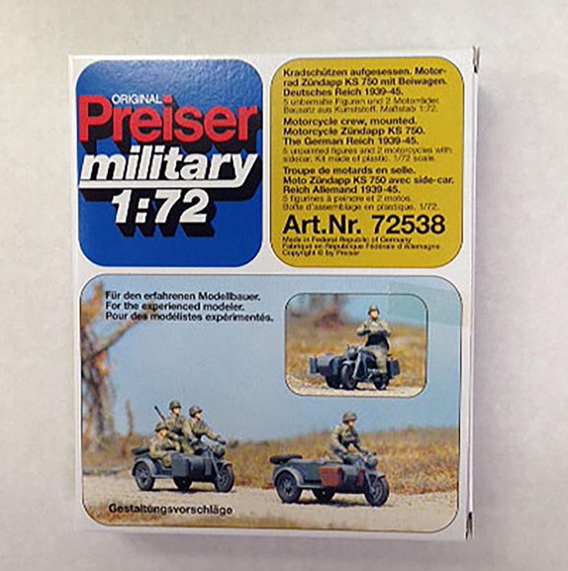 【予約する】　1/72　ドイツオートバイ兵5体+サイドカー２台乗車シーン