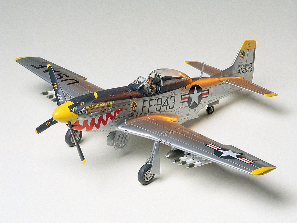 1/48 ノースアメリカン F-51D マスタング（朝鮮戦争仕様）