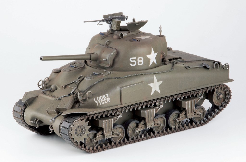 1/35 アメリカ中戦車M4A1 チークアーマー砲塔 ”ラッキータイガー” - ウインドウを閉じる