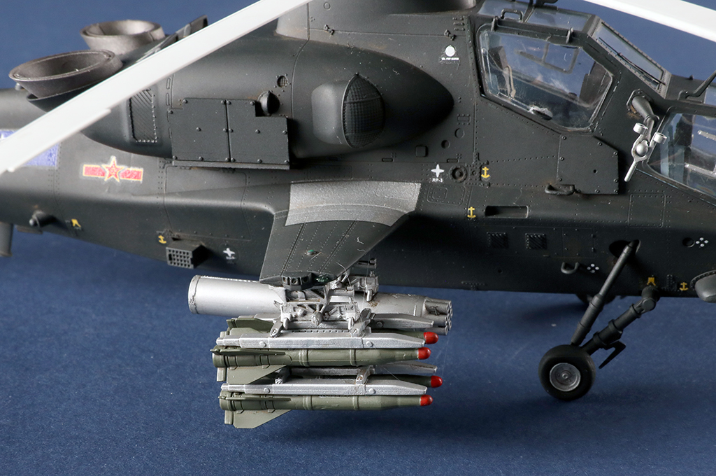 1/48 中国人民解放軍 Z-10G 攻撃ヘリコプター [05849] - 6,864円